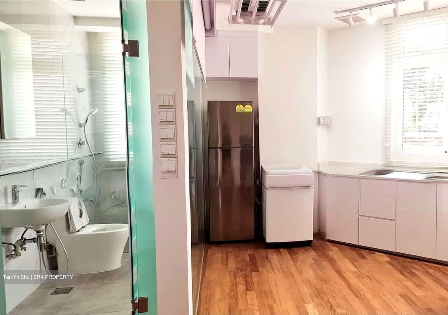 Changi Road (D14), Shop House #594183821